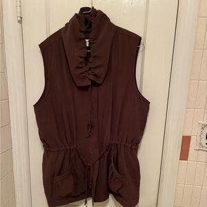 Coldwater Creek Dark Brown Sleeveless Top Vest with ruffle collar EUC Preowned